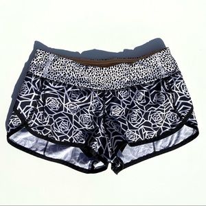 Lululemon Speed Shorts-Floral Posey Mosaic